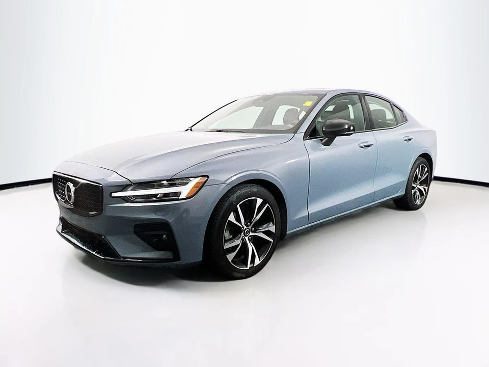 2023 Volvo S60 3rd Gen - Image 3 of 21