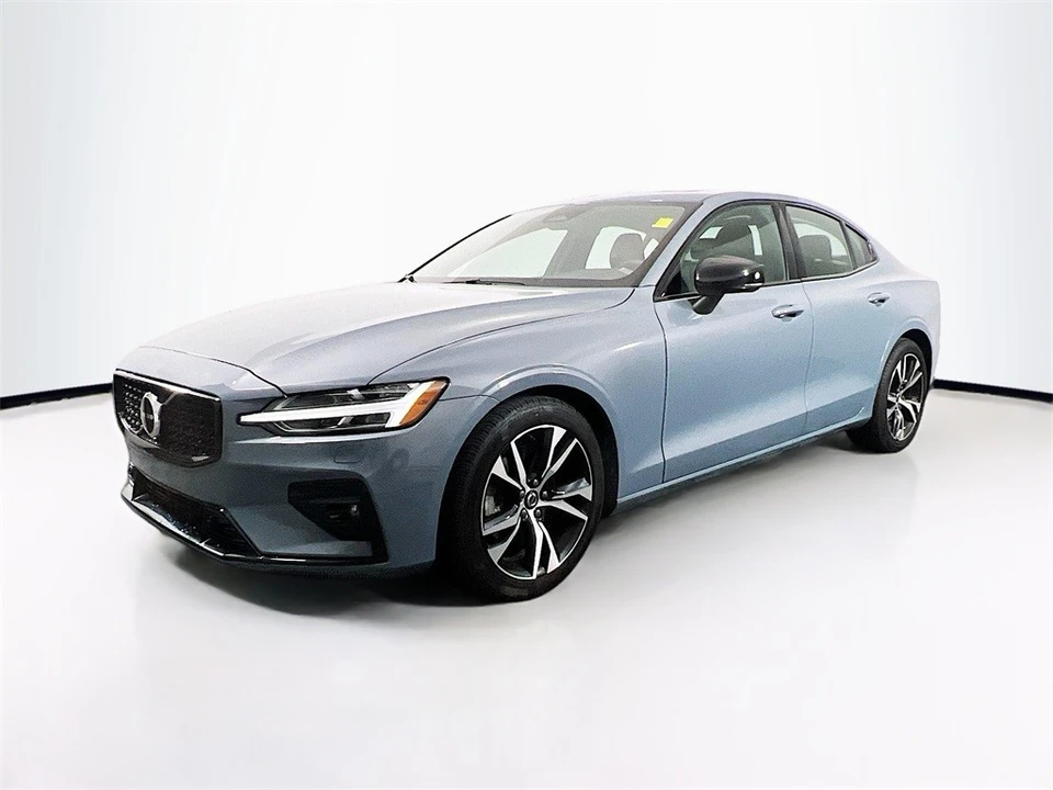 2023 Volvo S60 3rd Gen - Image 3 of 12