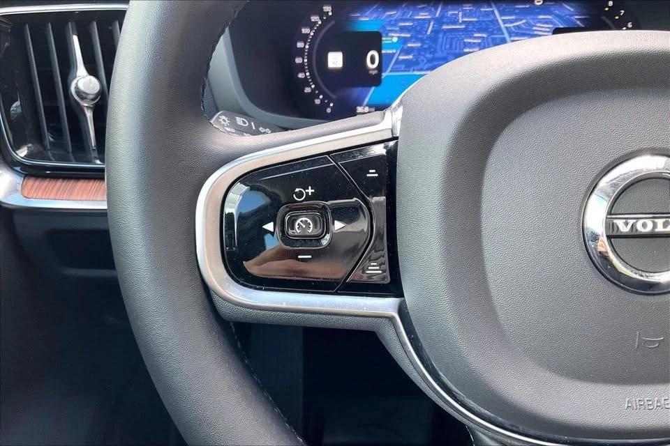 2023 Volvo S60 3rd Gen - Image 10 of 20