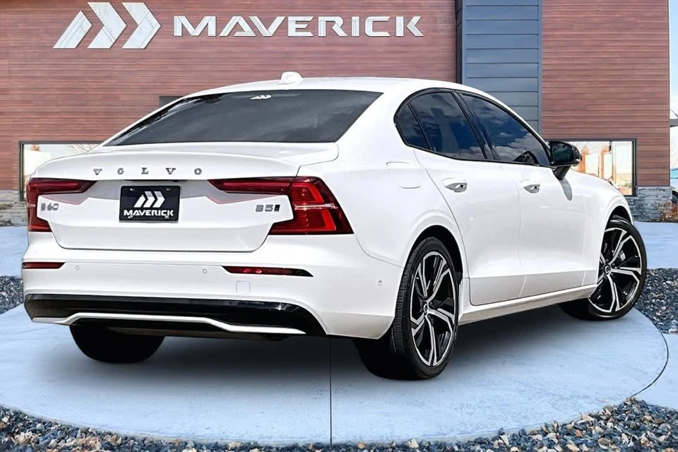 2023 Volvo S60 3rd Gen - Image 5 of 20