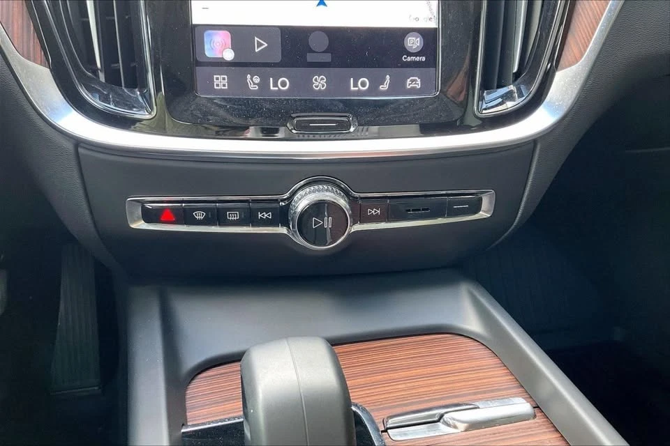 2023 Volvo S60 3rd Gen - Image 14 of 20