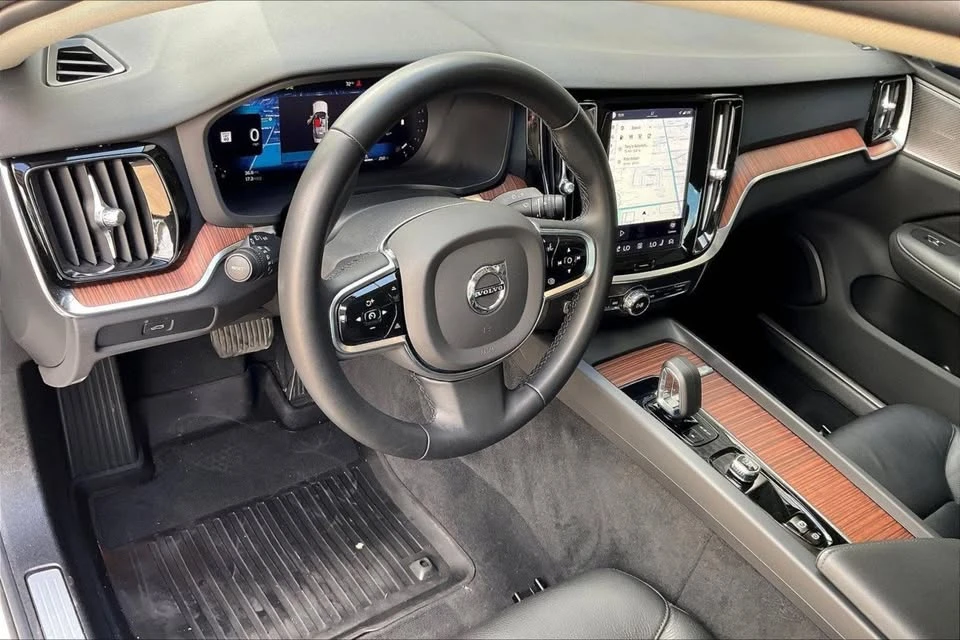 2023 Volvo S60 3rd Gen - Image 15 of 20