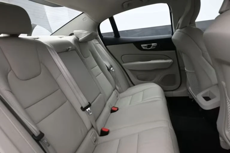 2023 Volvo S60 3rd Gen - Image 23 of 31