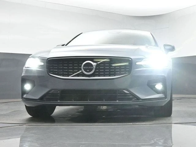 2023 Volvo S60 3rd Gen - Image 5 of 31