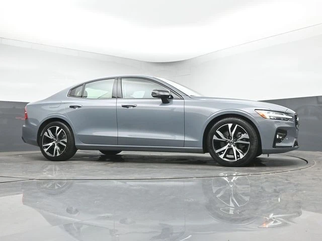 2023 Volvo S60 3rd Gen - Image 2 of 31