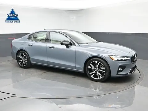 2023 Volvo S60 PLUS