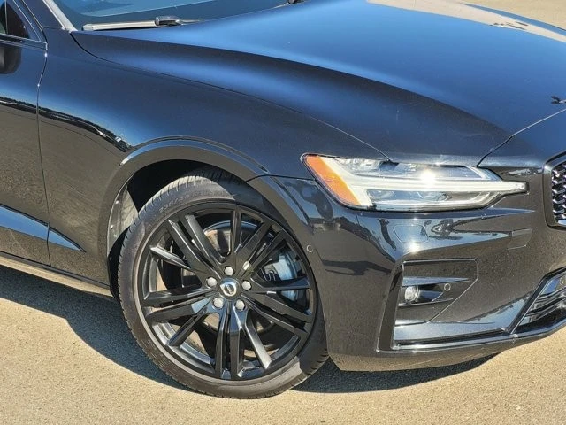 2023 Volvo S60 3rd Gen - Image 3 of 12