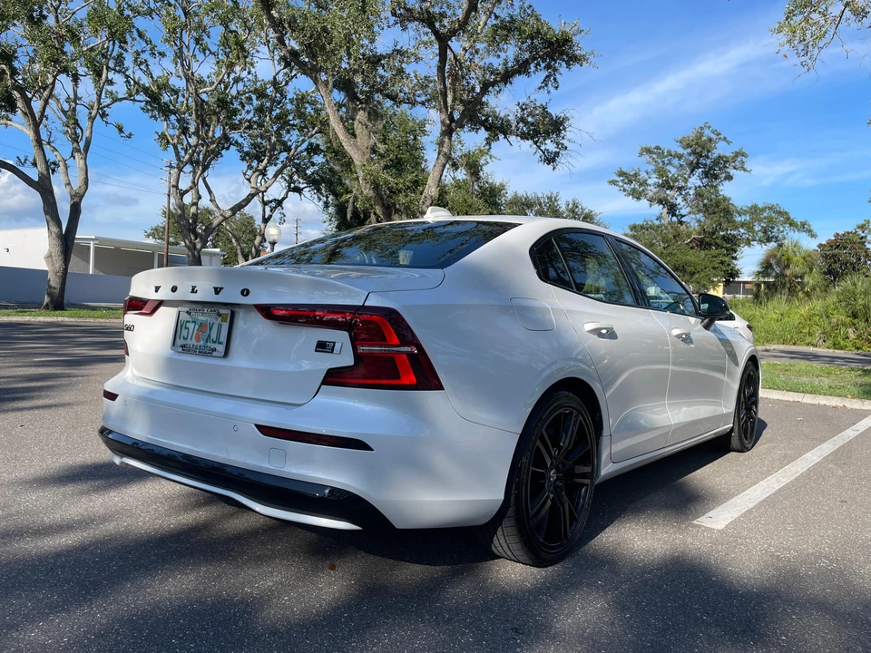 2023 Volvo S60 3rd Gen - Image 8 of 31