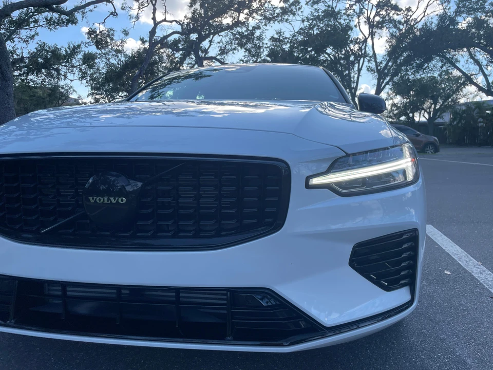 2023 Volvo S60 3rd Gen - Image 11 of 31