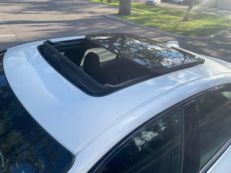 2023 Volvo S60 3rd Gen - Image 12 of 31