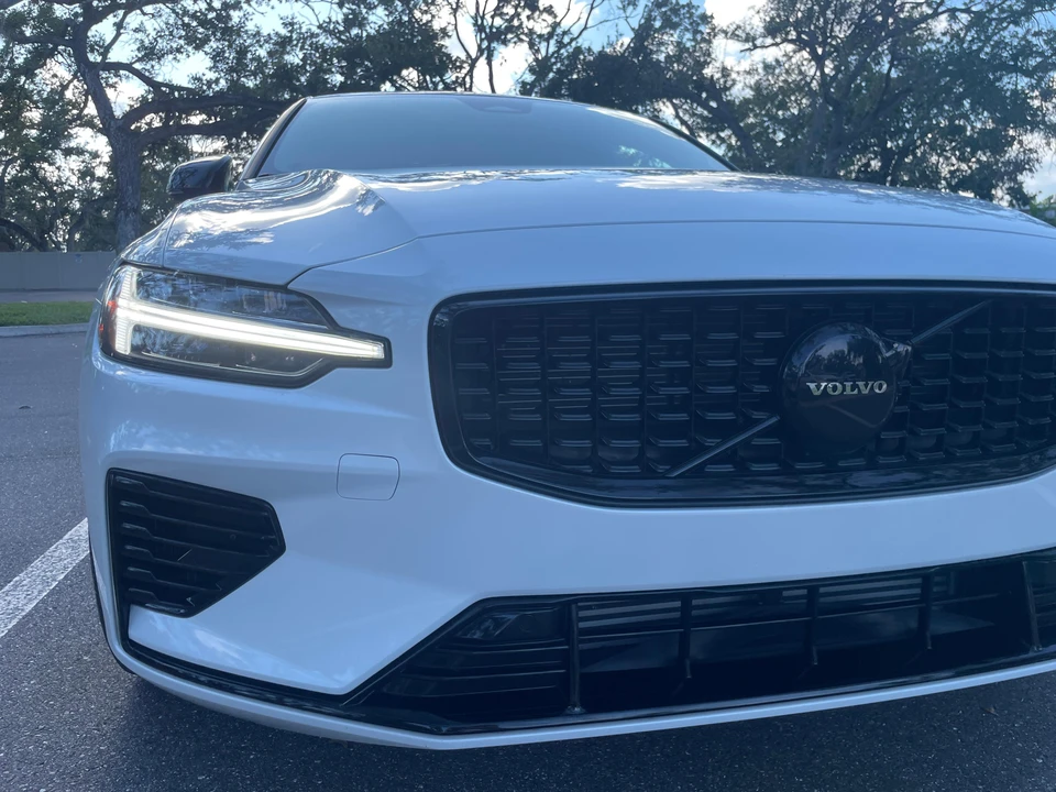 2023 Volvo S60 3rd Gen - Image 10 of 31