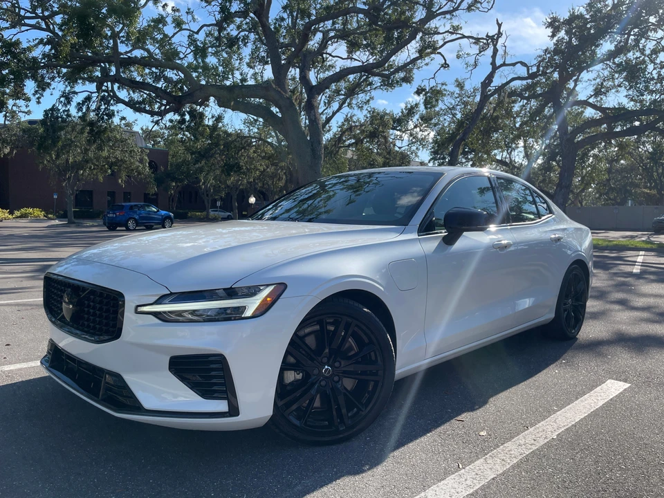 2023 Volvo S60 3rd Gen - Image 7 of 31