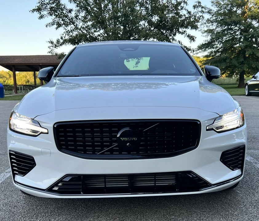 2023 Volvo S60 3rd Gen - Image 7 of 31