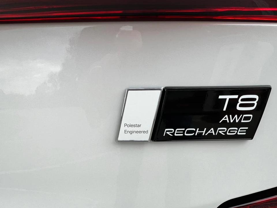 2023 Volvo S60 3rd Gen - Image 26 of 31