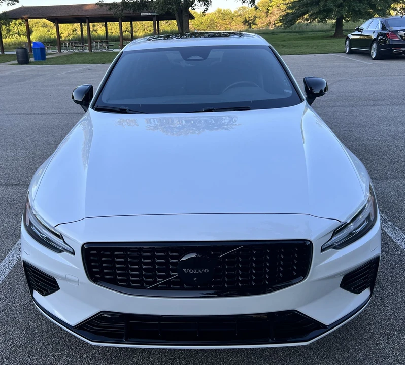 2023 Volvo S60 3rd Gen - Image 6 of 31