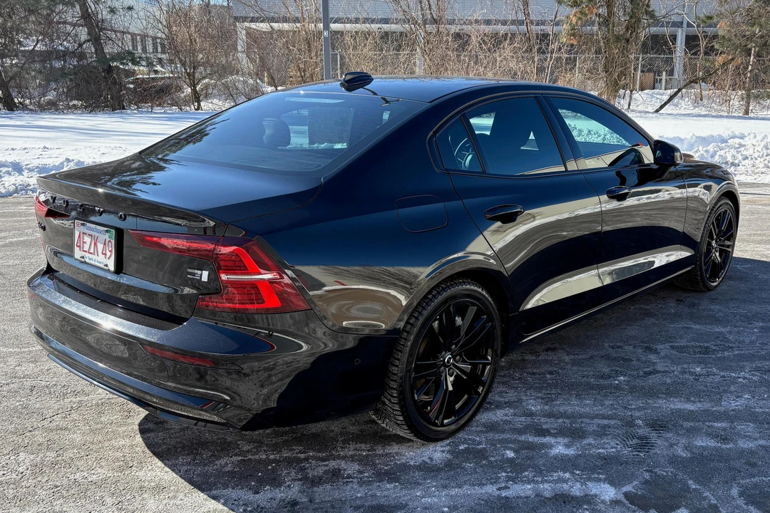 2023 Volvo S60 3rd Gen - Image 4 of 31
