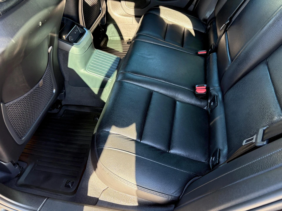 2023 Volvo S60 3rd Gen - Image 27 of 31