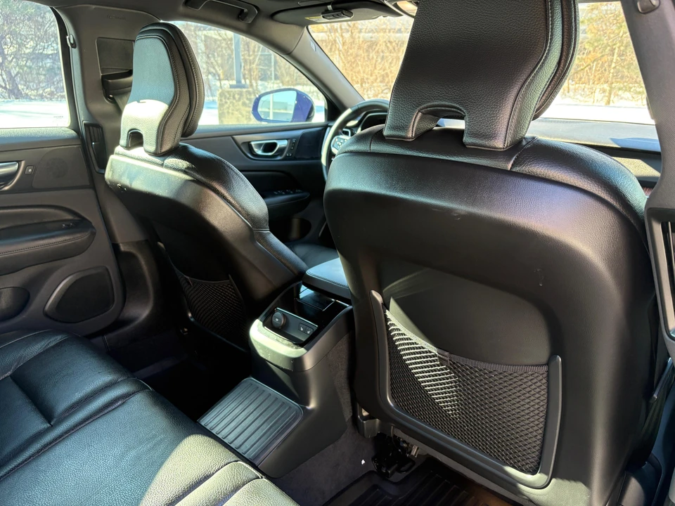 2023 Volvo S60 3rd Gen - Image 25 of 31