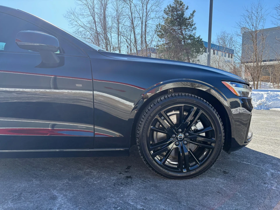 2023 Volvo S60 3rd Gen - Image 17 of 31