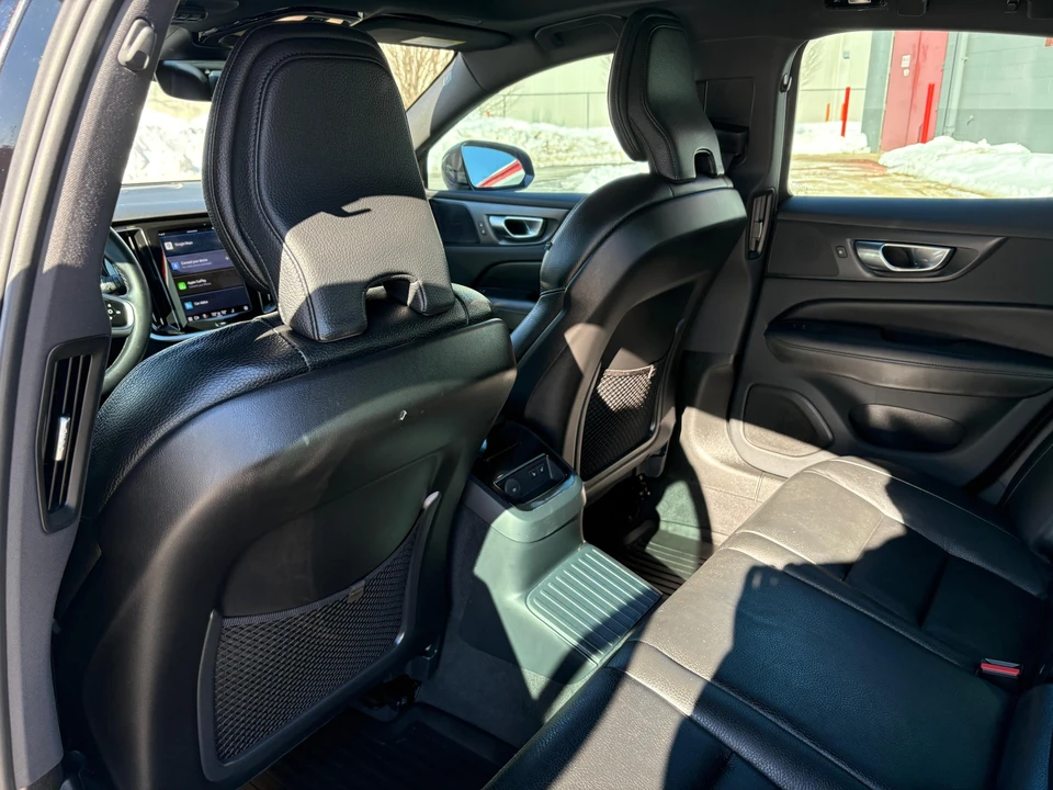 2023 Volvo S60 3rd Gen - Image 24 of 31