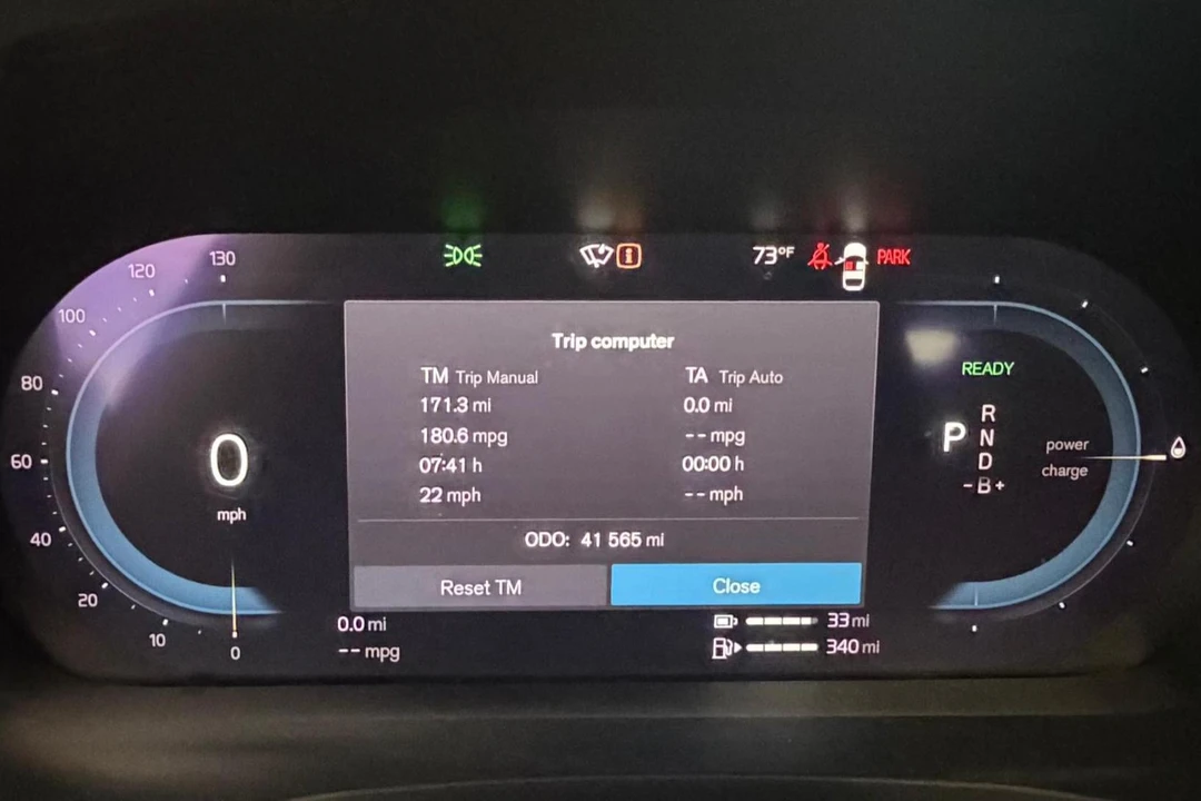 2023 Volvo S60 3rd Gen - Image 18 of 31