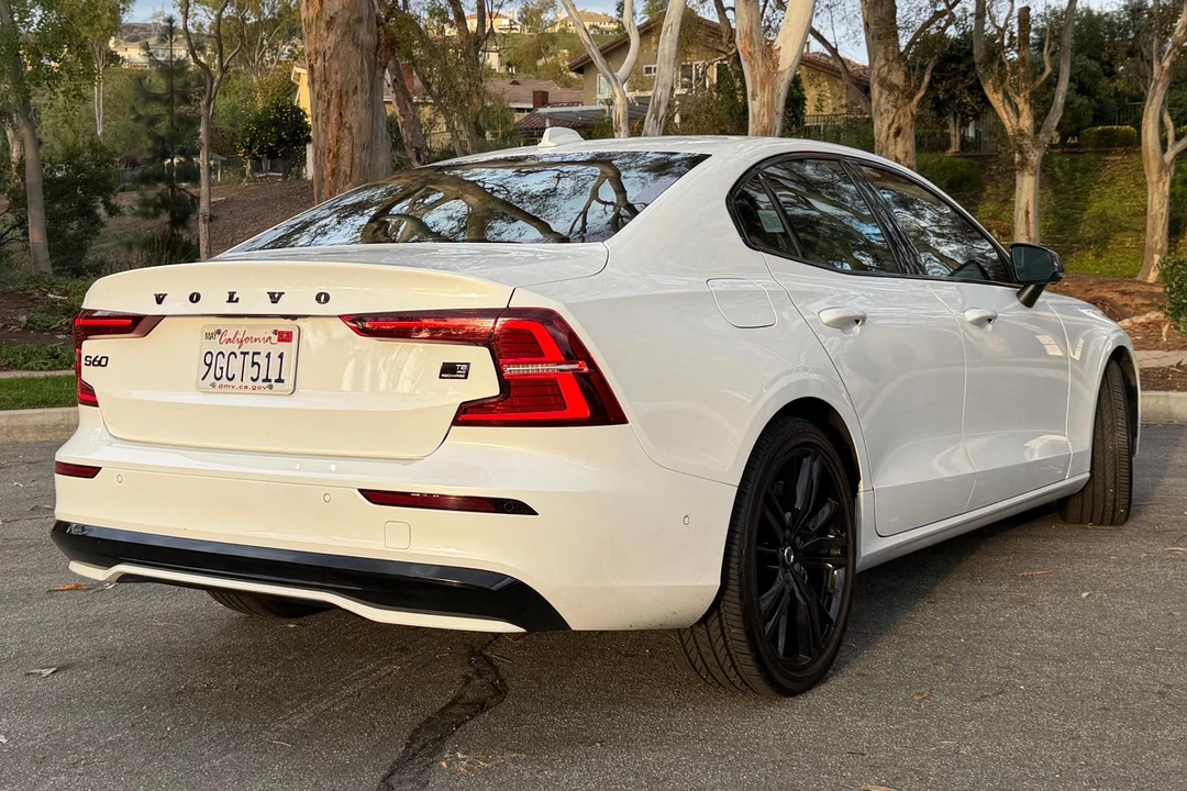 2023 Volvo S60 3rd Gen - Image 4 of 31