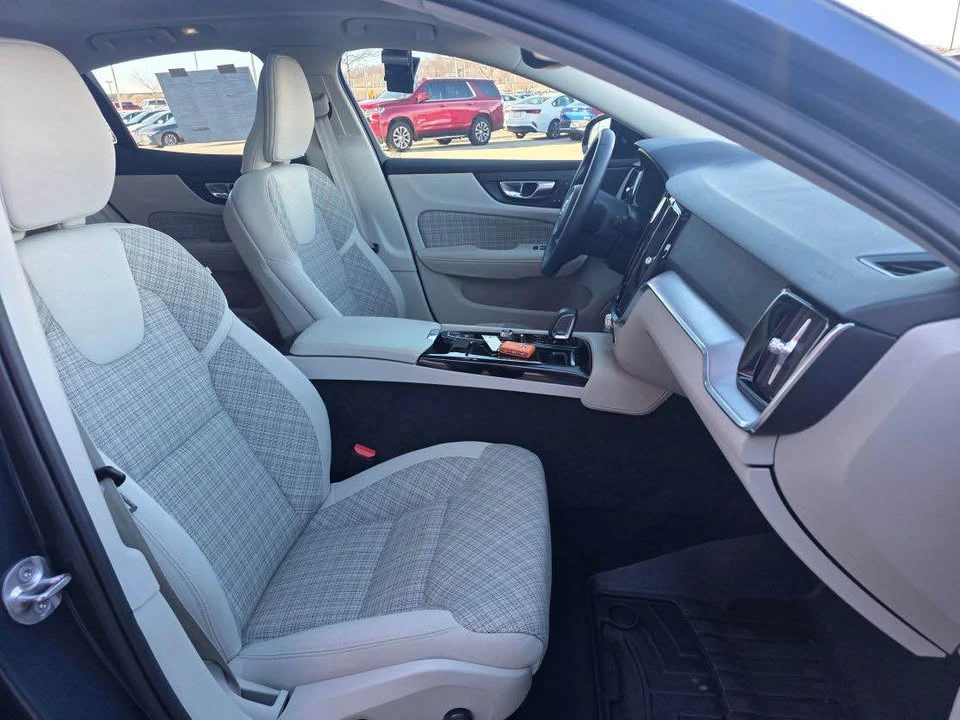 2023 Volvo S60 3rd Gen - Image 4 of 7