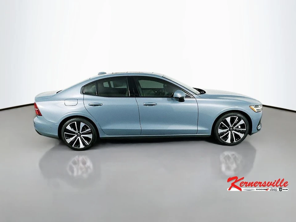2023 Volvo S60 3rd Gen - Image 8 of 24