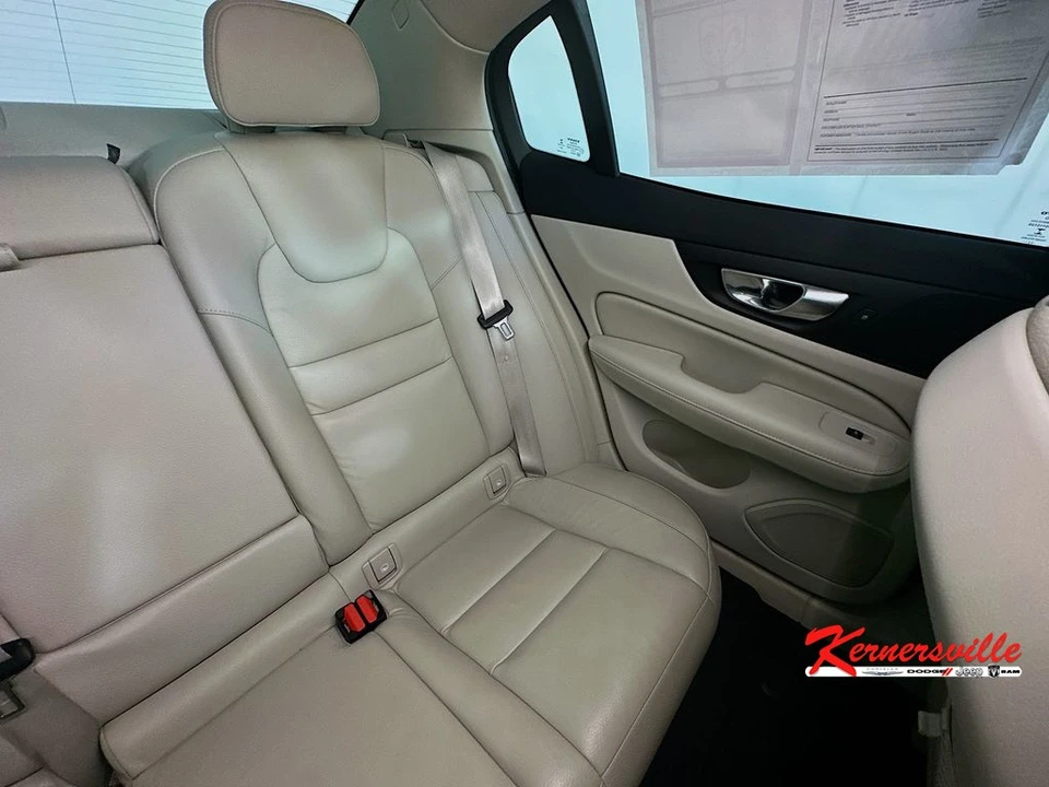 2023 Volvo S60 3rd Gen - Image 14 of 24