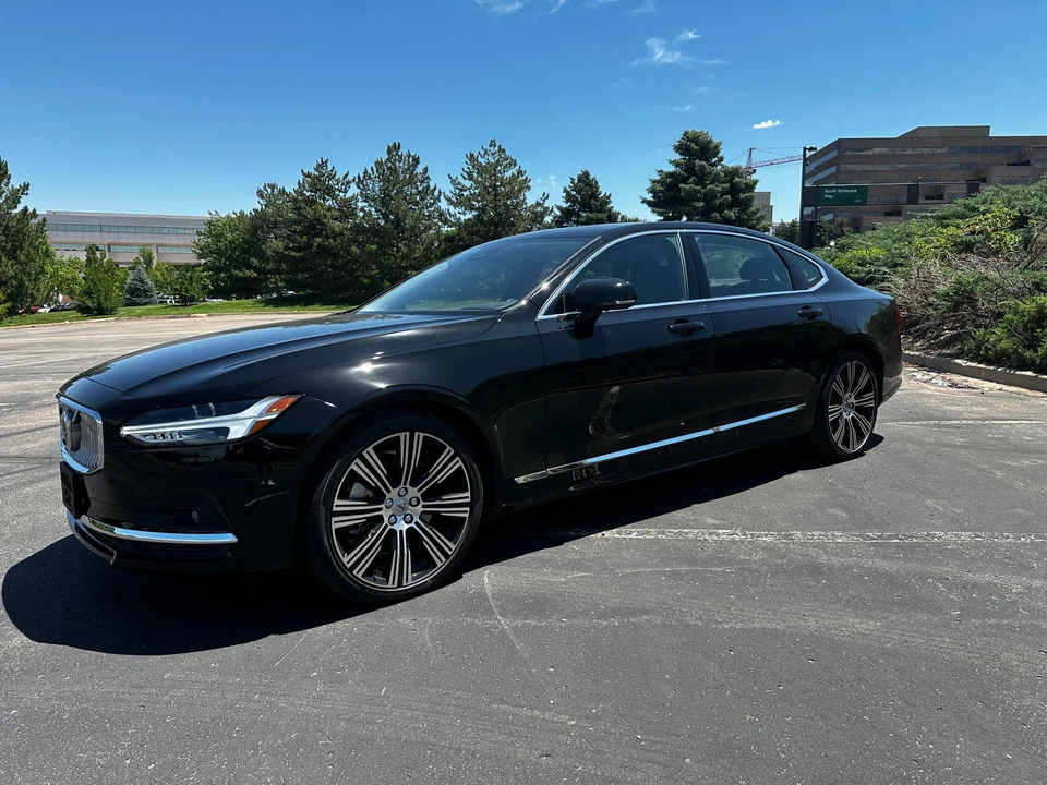 2023 Volvo S90 - Image 13 of 31