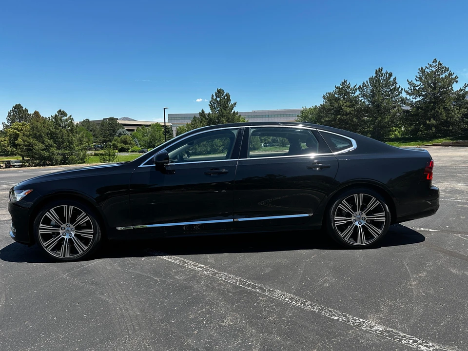 2023 Volvo S90 - Image 15 of 31