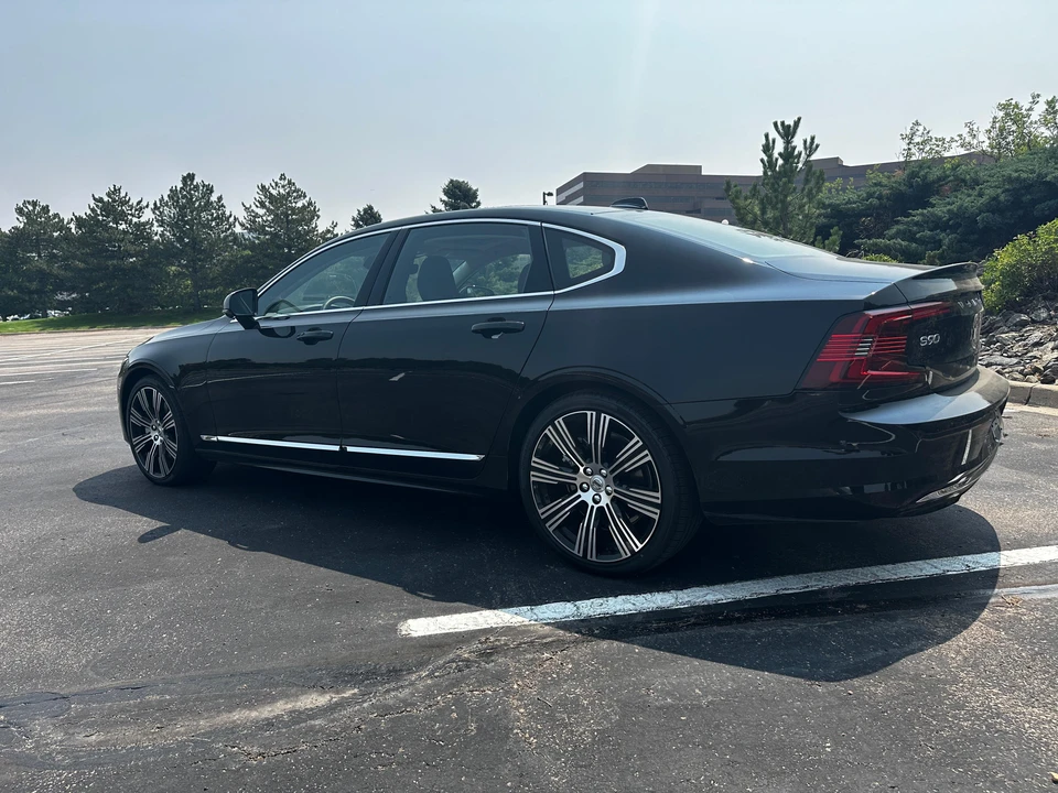 2023 Volvo S90 - Image 20 of 31