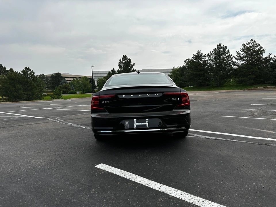 2023 Volvo S90 - Image 23 of 31