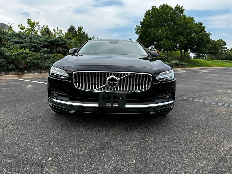 2023 Volvo S90 - Image 9 of 31