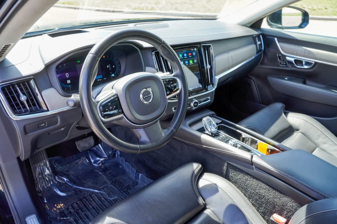 2023 Volvo S90 - Image 10 of 21