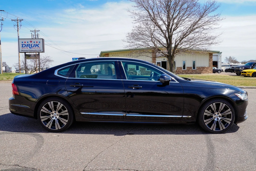 2023 Volvo S90 - Image 2 of 21