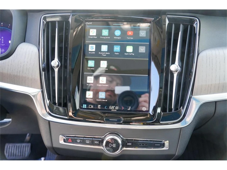2023 Volvo S90 - Image 12 of 31