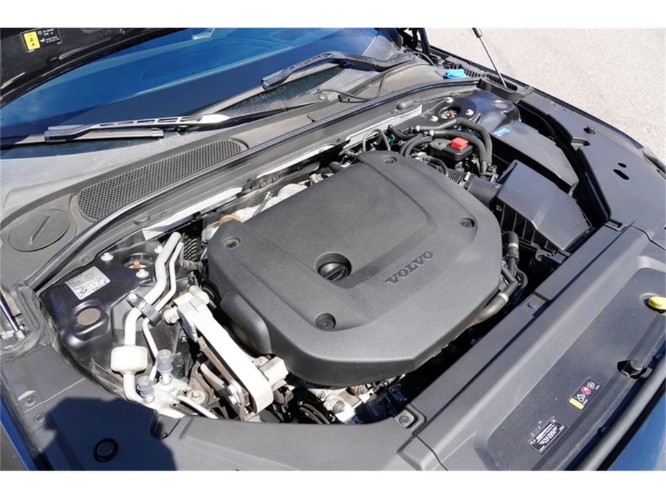 2023 Volvo S90 - Image 17 of 31