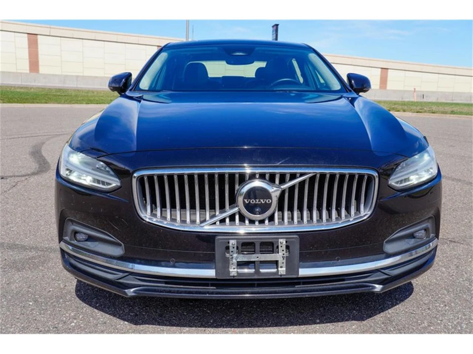 2023 Volvo S90 - Image 8 of 31