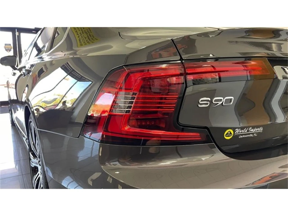 2023 Volvo S90 - Image 15 of 31