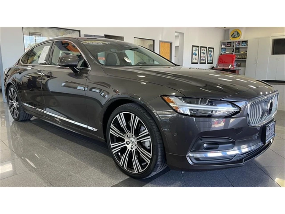 2023 Volvo S90 - Image 6 of 31