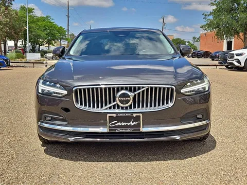 2023 Volvo S90 T8 Ultimate Recharge Sedan 4D