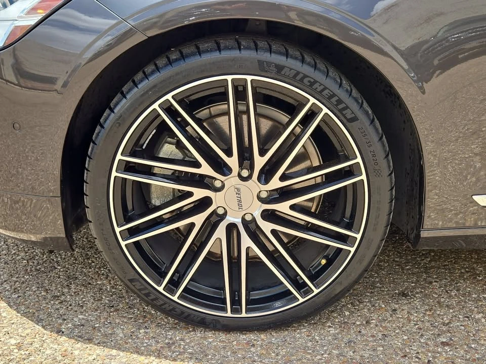 2023 Volvo S90 - Image 2 of 11
