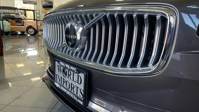 2023 Volvo S90 - Image 11 of 31