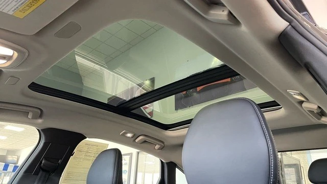 2023 Volvo S90 - Image 31 of 31