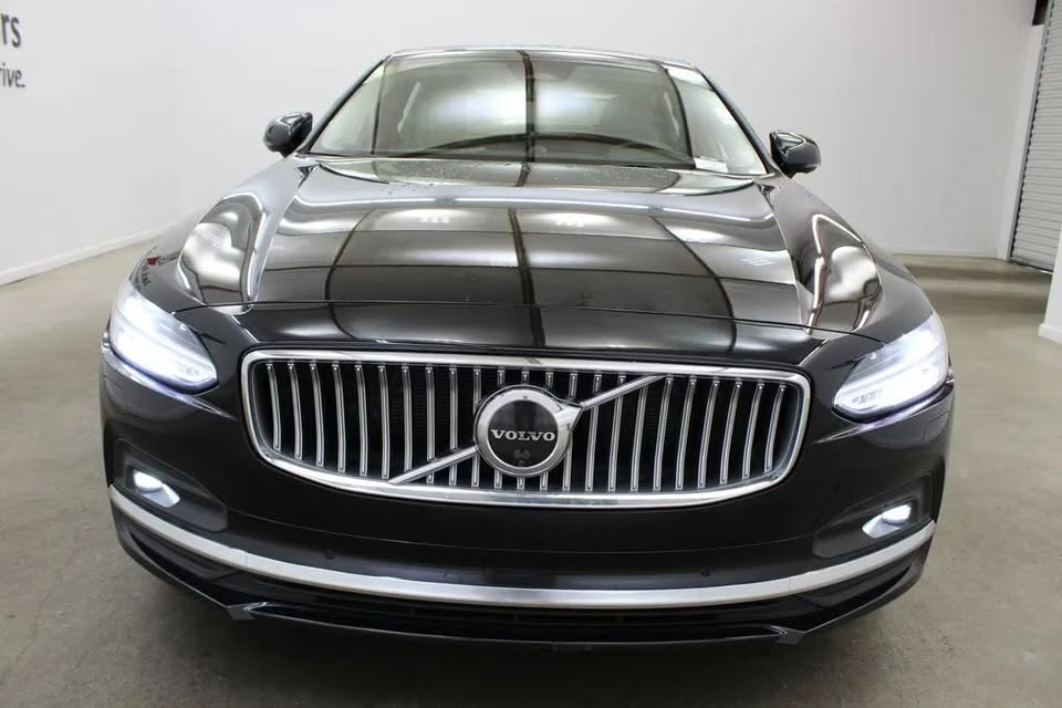2023 Volvo S90 - Image 3 of 20