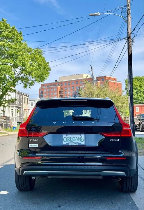 2023 Volvo V60 2nd Gen - Image 6 of 20
