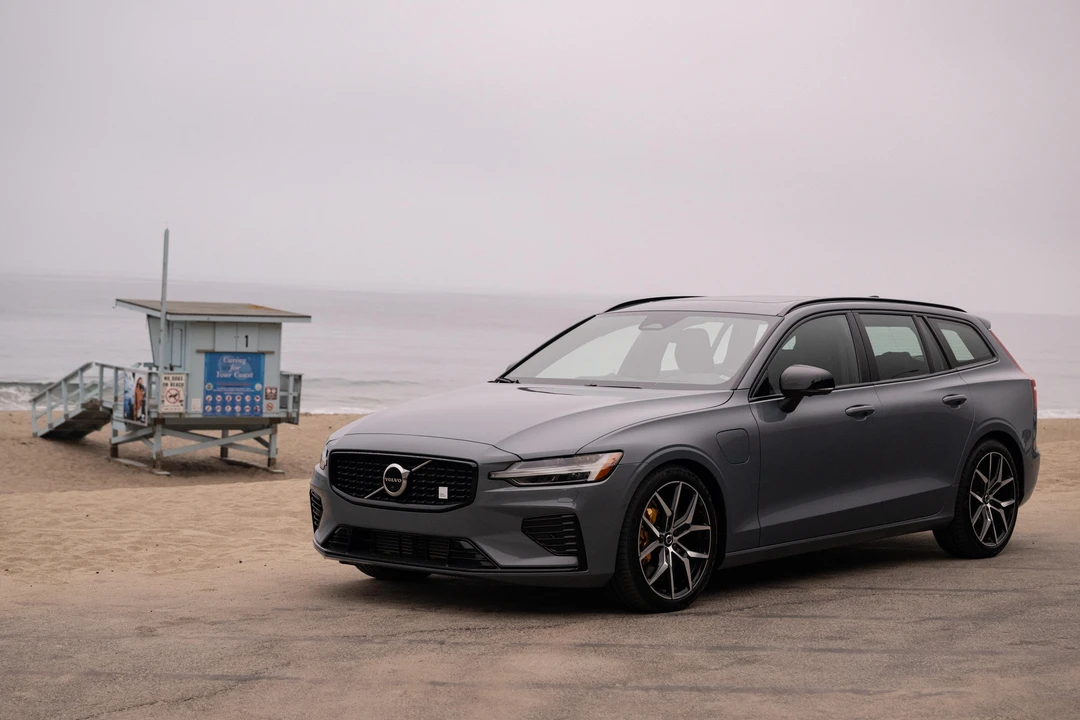 2023 Volvo V60 2nd Gen - Image 7 of 31