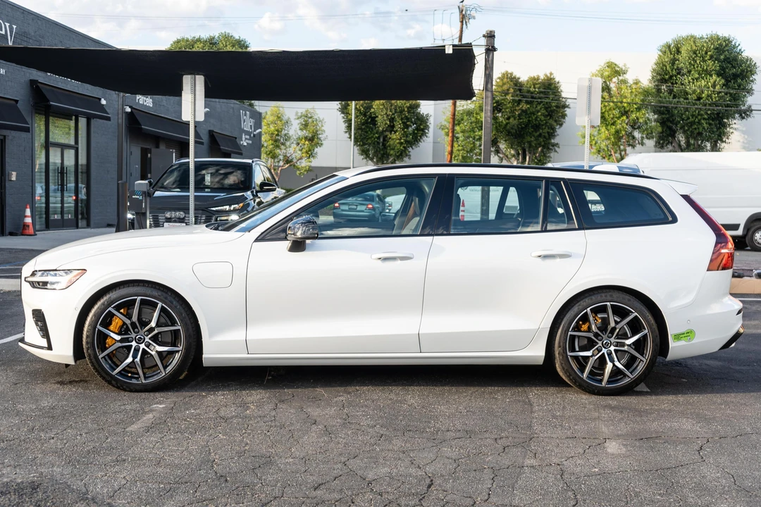 2023 Volvo V60 2nd Gen - Image 3 of 31