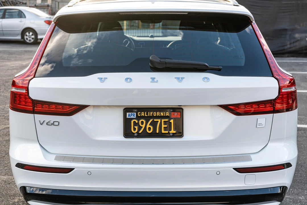 2023 Volvo V60 2nd Gen - Image 30 of 31